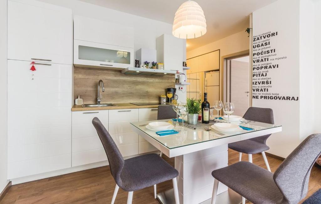 Apartment Trixi Πούλα Εξωτερικό φωτογραφία